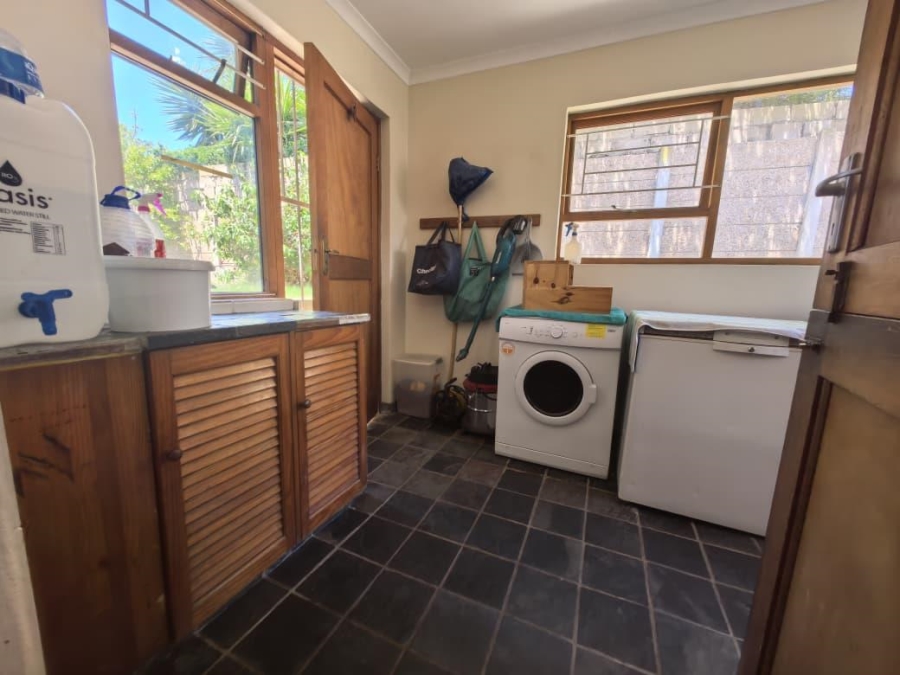 3 Bedroom Property for Sale in Fraaiuitsig Western Cape